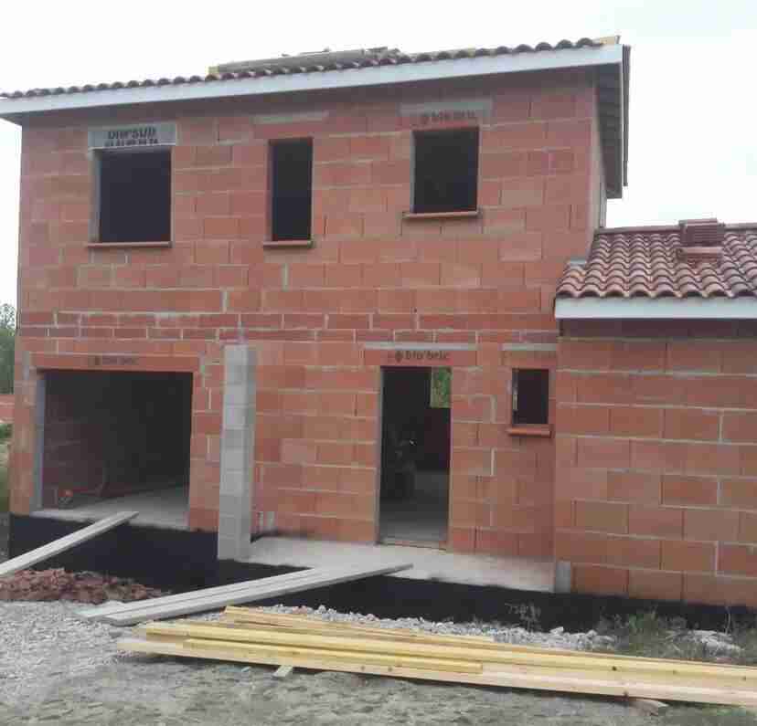 Construction maison neuve en briques - Maçonnerie Seine-et-Marne